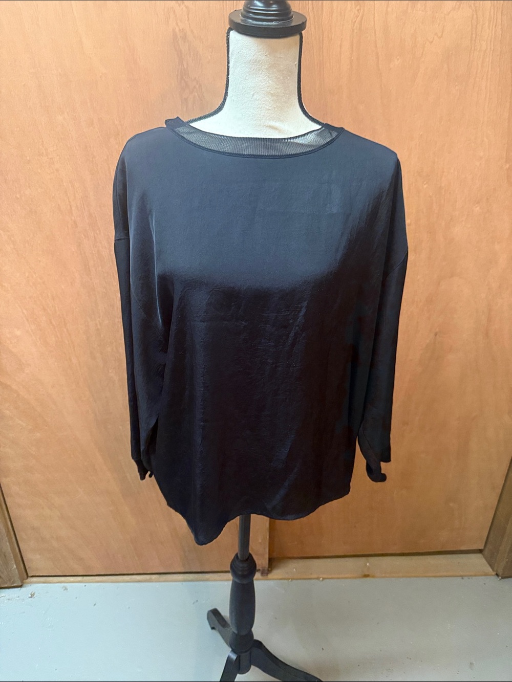 Vince Black Women's Long-Sleeve Crewneck Top